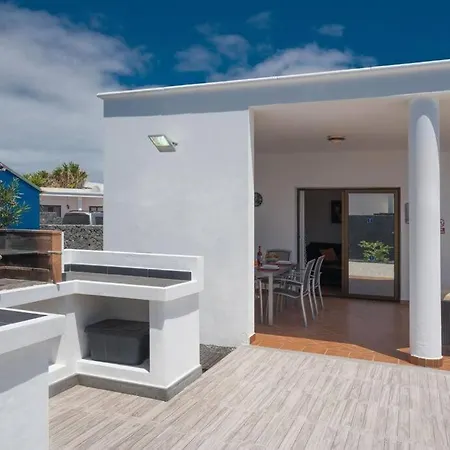 Casa Blanca *